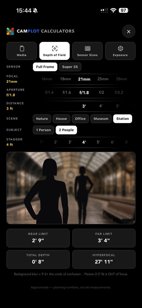 Depth of field calculator with a photographic preview
